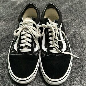 Vans old skool classic skate shoes
